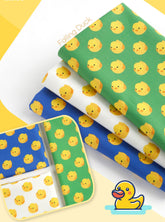 韓国製の落ちるゴム製のアヒル柄の生地(半ヤード単位)