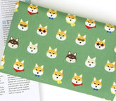 ハーフヤードデジタルテキスタイルプリントによる韓国製のかわいい柴犬、犬、子犬柄の生地