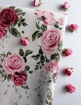 韓国製ローズフラワー柄生地 半ヤード 45 x 150 cm または 18" x 57.5"、コットンリネン