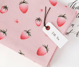 韓国製のイチゴ柄生地(半ヤード単位)