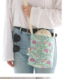 韓国製のデイジーフラワーの花柄生地(半ヤード単位)