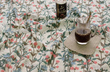 韓国製のモダンな植物柄の生地(半ヤード単位)
