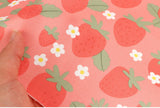 韓国製のピンクのイチゴ柄生地(半ヤードDTP)