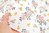 バラの花畑にいるかわいいひよこの模様の韓国製 OEKO-TEX 生地 半ヤード
