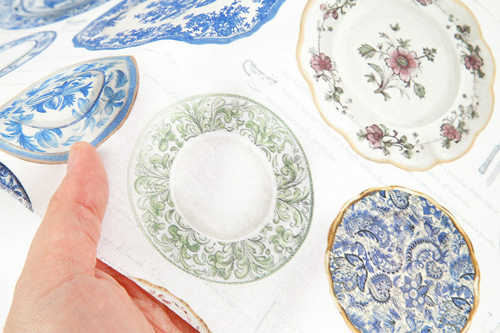 Vintage Plate Retro Designed Dishes Patterned Fabric Cotton made in Korea by the Half Yard