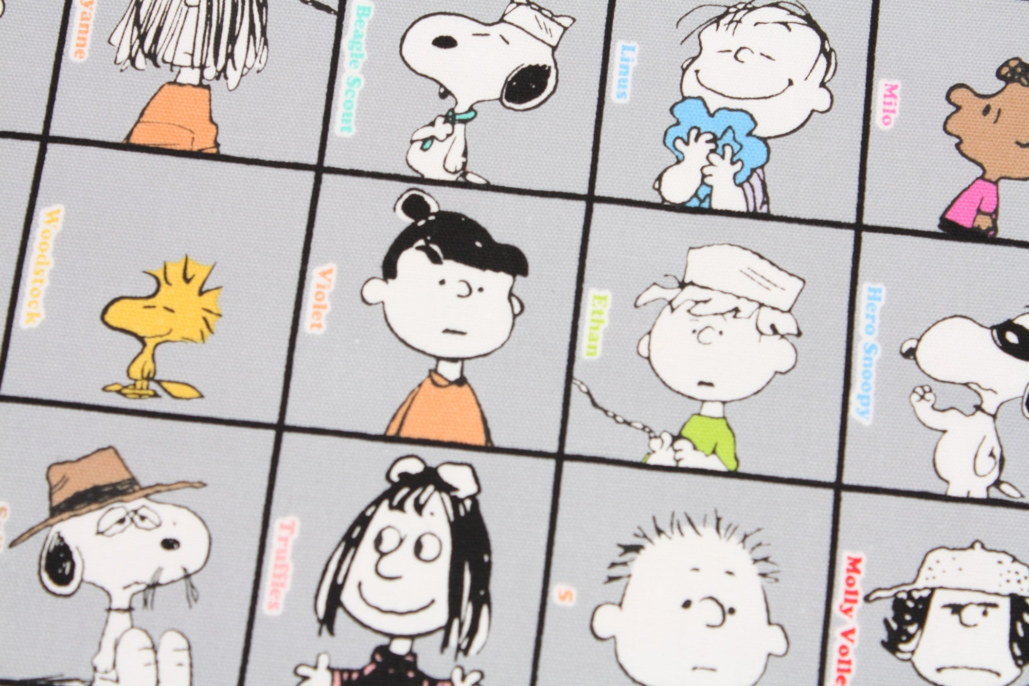 [HAZZYS]Signature Pattern Snoopy Card Slot★人気★ HAZZYS]Signature Pattern Leather Snoopy Card Slot☆人気