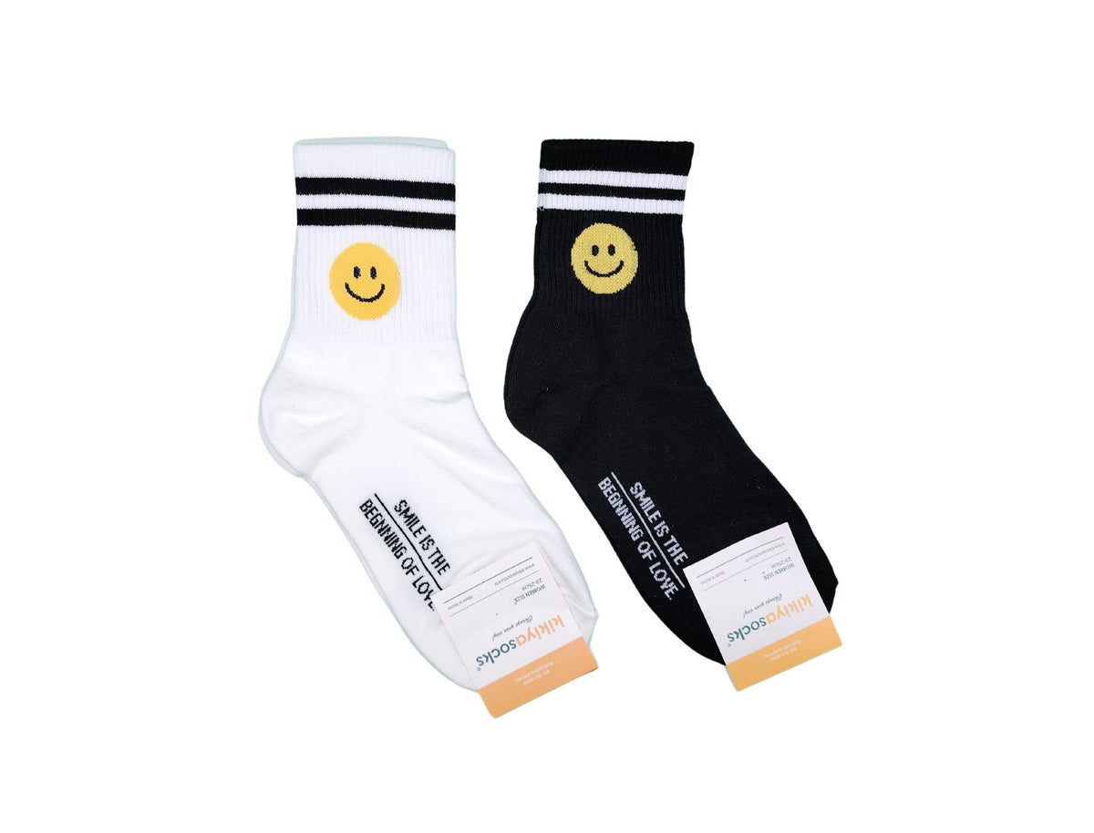 2 Pairs of Smile Emoji Patterned Socks Half-Crew Socks Women's Sock