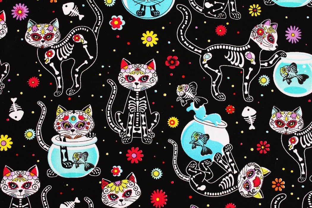 Timeless Treasures Fabrics の黒いスケルトン猫の子猫の生地 (半ヤード単位)