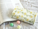 Watercolor Chamomile flowers Patterned Fabric made in Korea by the Half Yard