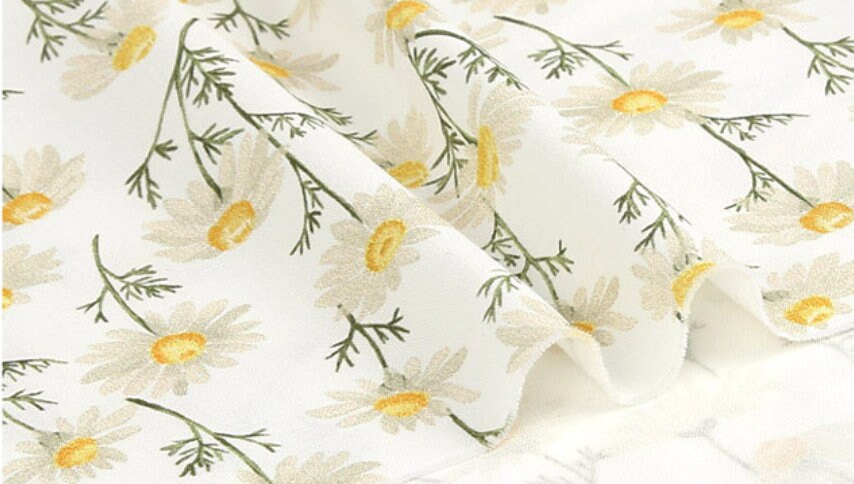 Watercolor Chamomile flowers Patterned Fabric made in Korea by the Half Yard