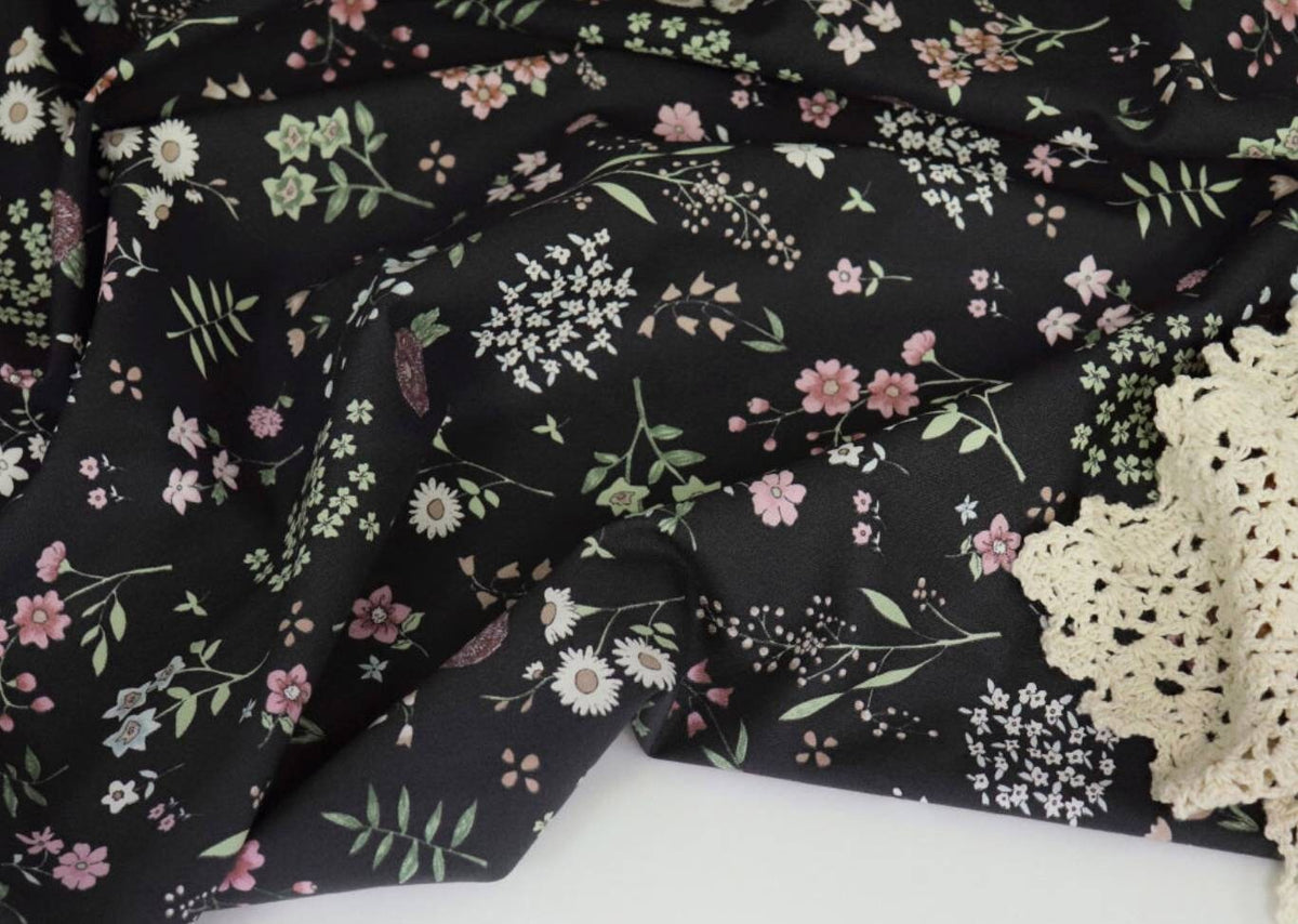 Wild Flower Floral patterned Fabric made in Korea by the Half Yard